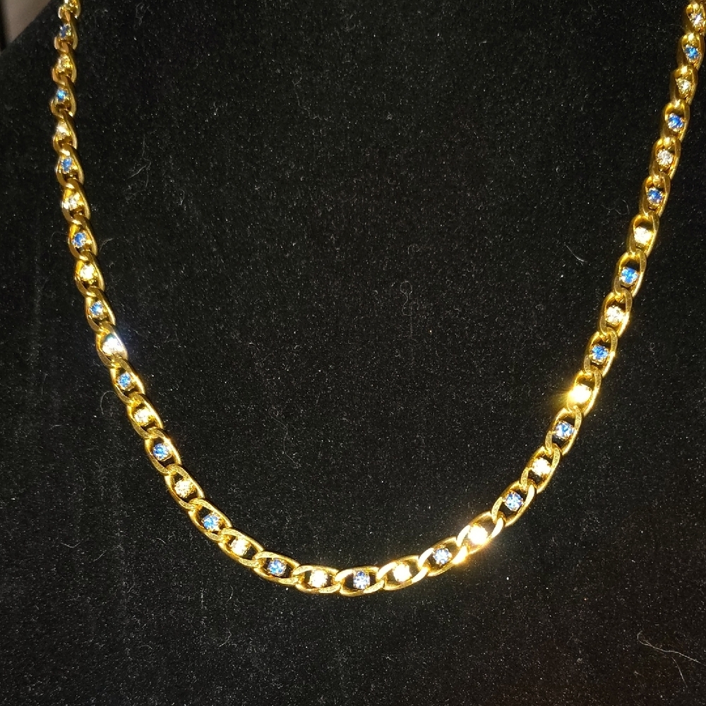 Elegant Gold and Blue Necklace - Picture 5 of 7